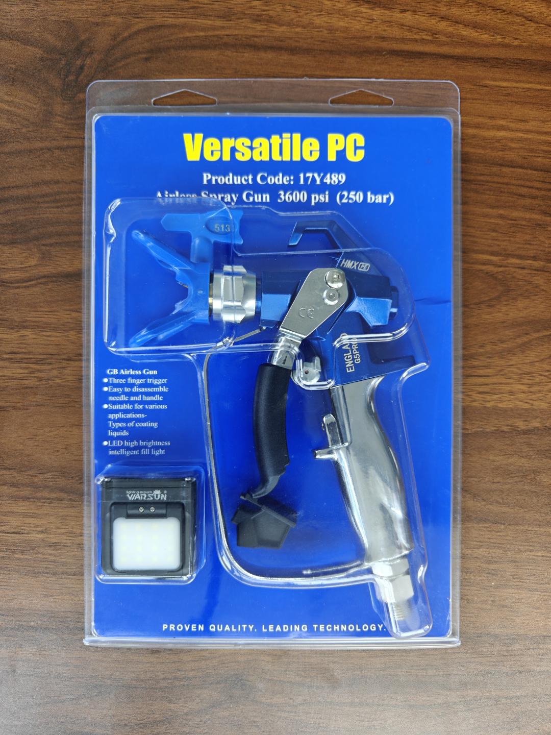 Пистолет окрасочный Versatile PC 17Y489 комплект C (250 бар, соплодержатель RAC X, сопло RAC X 517, фонарик LED)