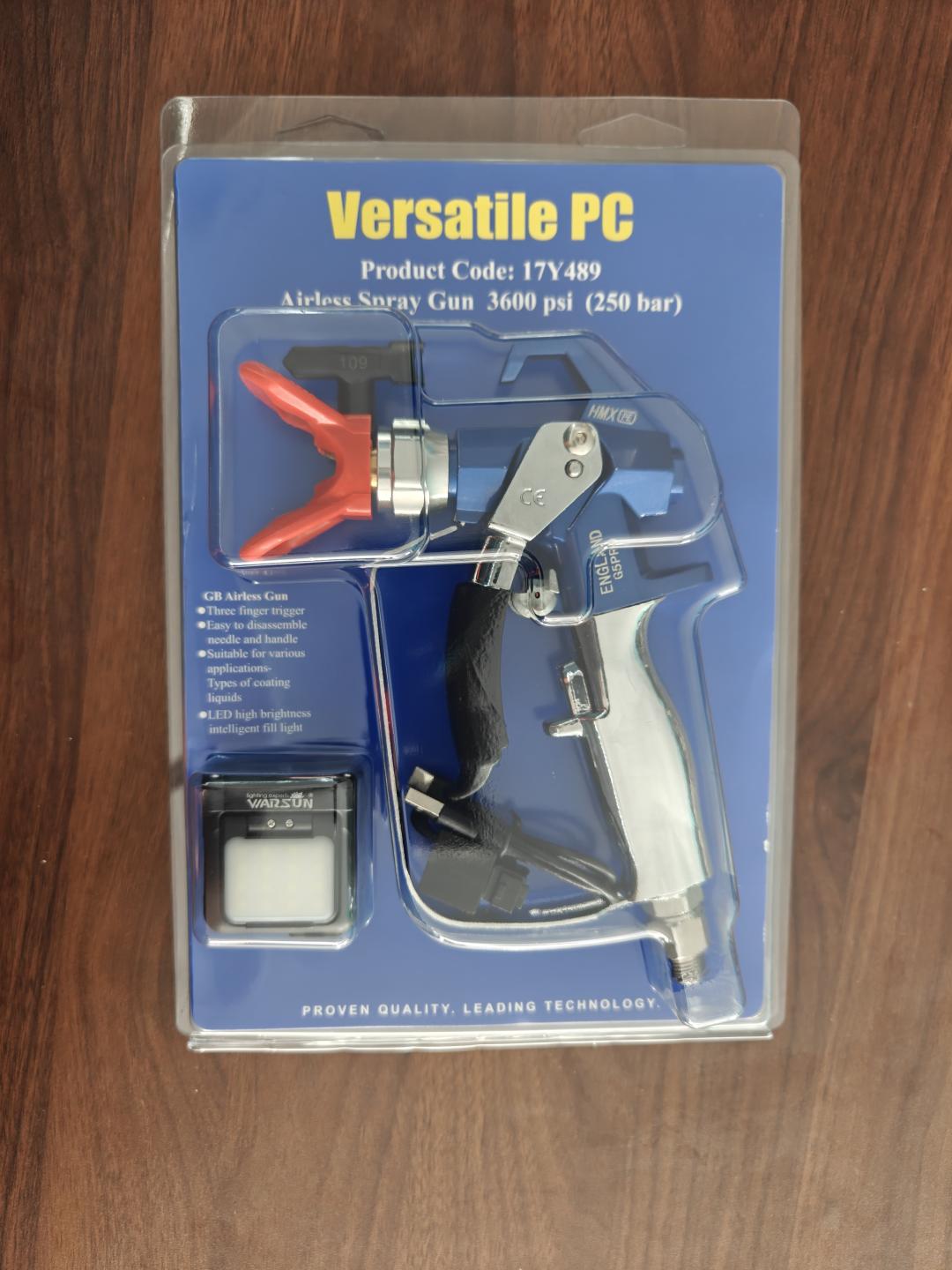 Пистолет окрасочный Versatile PC 17Y489 комплект D (250 бар, соплодержатель RAC5, сопло RAC5 517, фонарик LED)